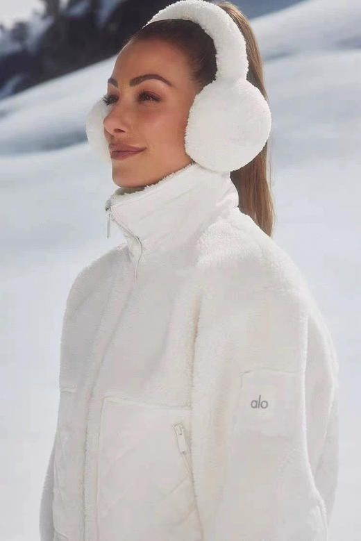 【秒杀价已调 直接拍】火爆的 Alo 上线开卖  智秀同款 立领短款 秋冬飞行员 羊羔绒外套 商品图8