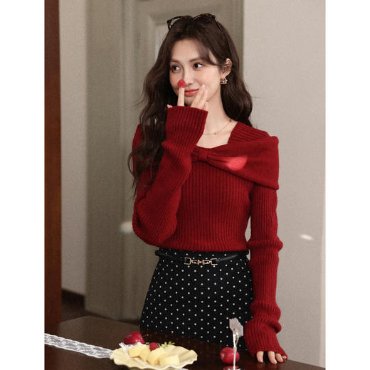 鹿向南「果园暖织」法式设计感红色针织衫女秋冬季高级感显瘦上衣 商品图0