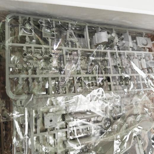 小号手84531 军事拼装模型 1/35虎王坦克亨舍尔炮塔1944年 商品图3