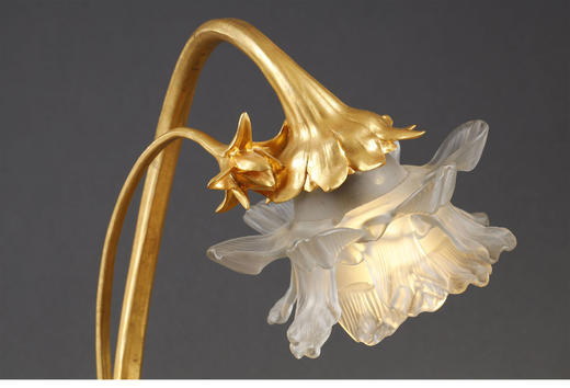 独角鹿西洋古董1906年法国出品铜鎏金精雕少女花卉主题台灯 商品图3