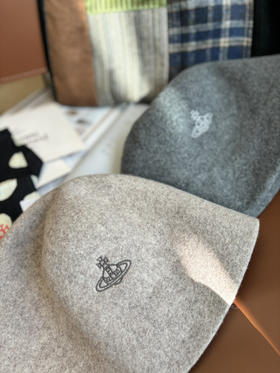 2511401   西太后🪐盆栽帽 羊毛毛毡