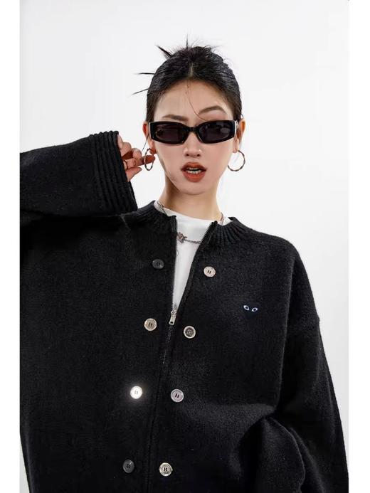 D112565圆领设计不对称多色纽扣学院风针织外套 商品图1