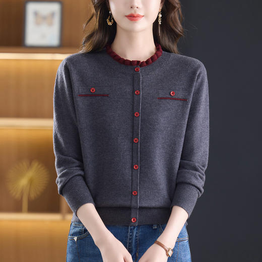 CC木耳边领毛衣女短款秋冬2025新款洋气时尚上衣针织打底衫 商品图3