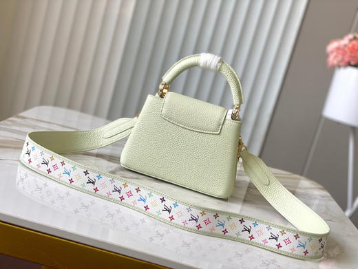 秋冬特惠💰1700 渠道级LV 新品 te级LV 动态芯片 M14101/M48865浅绿三彩限定款 本款 Capucines迷你手袋 商品图2