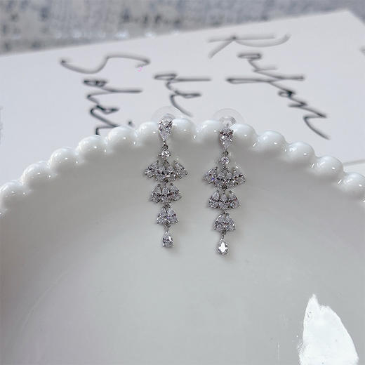 水滴形设计加多层流苏银针耳环-纪念日百货门店同款167443401 商品图1