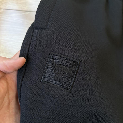 正品 UA安德玛男士加绒运动裤，内里加绒，手感厚实，上身保暖同时不发闷，S-XL 偏大 商品图2