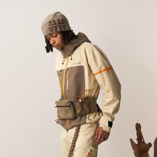 SUMMUS登山冲锋衣户外防风外套硬壳男女款UPPERVOID二普纬度 商品图3