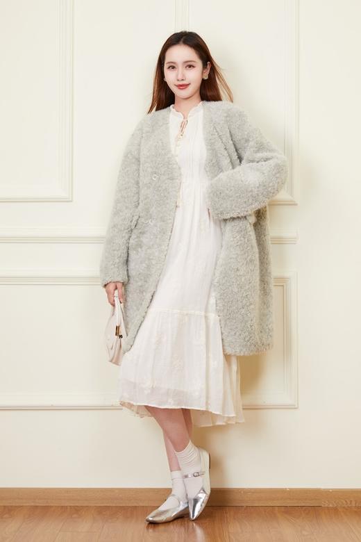 ESTELLICA 知性优雅V领廓形宽松羊羔毛大衣 21125 商品图1