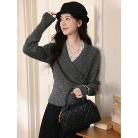 鹿向南「旧梦轻缠」气质深灰色针织衫女秋冬独特漂亮收腰内搭上衣