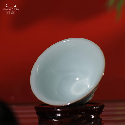 问鼎汝瓷鼎峰系列 墨彩龙马精神（月白紫金釉老款斗笠杯） 商品图1