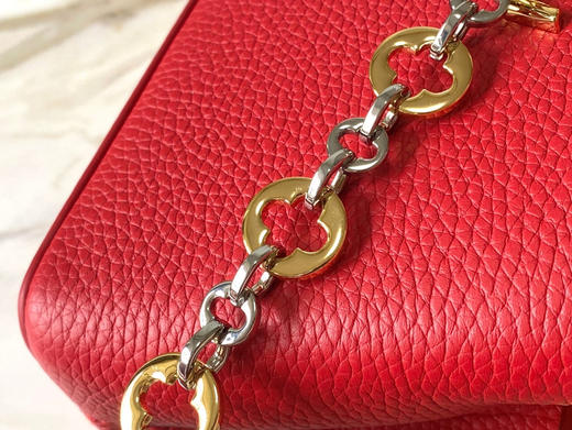 秋冬特惠💰1650 渠道级LV 新品 te级LV 动态芯片 M12936/M48865红色圆花环扣款 本款Capucines 手袋 商品图7