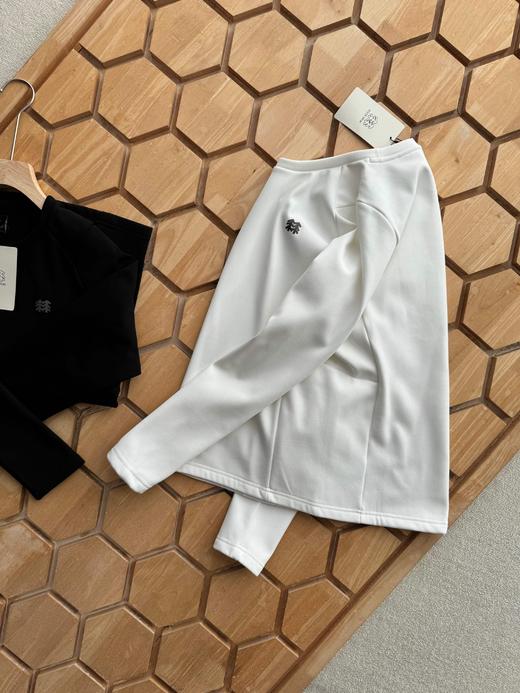 D112532女款长袖T恤吸湿排汗女士圆领加绒长袖上衣 商品图4