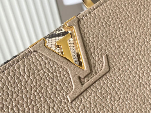 秋冬特惠💰1700 渠道级LV te级LV 全套包装 N81258/M48865淡咖 本款 Capucines BB号手袋 商品图3