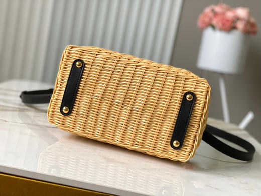 秋冬特惠💰1700 渠道级LV 新品 te级LV 动态芯片 M26003/M48865黑印花竹篮 本款Capucines手袋 商品图8