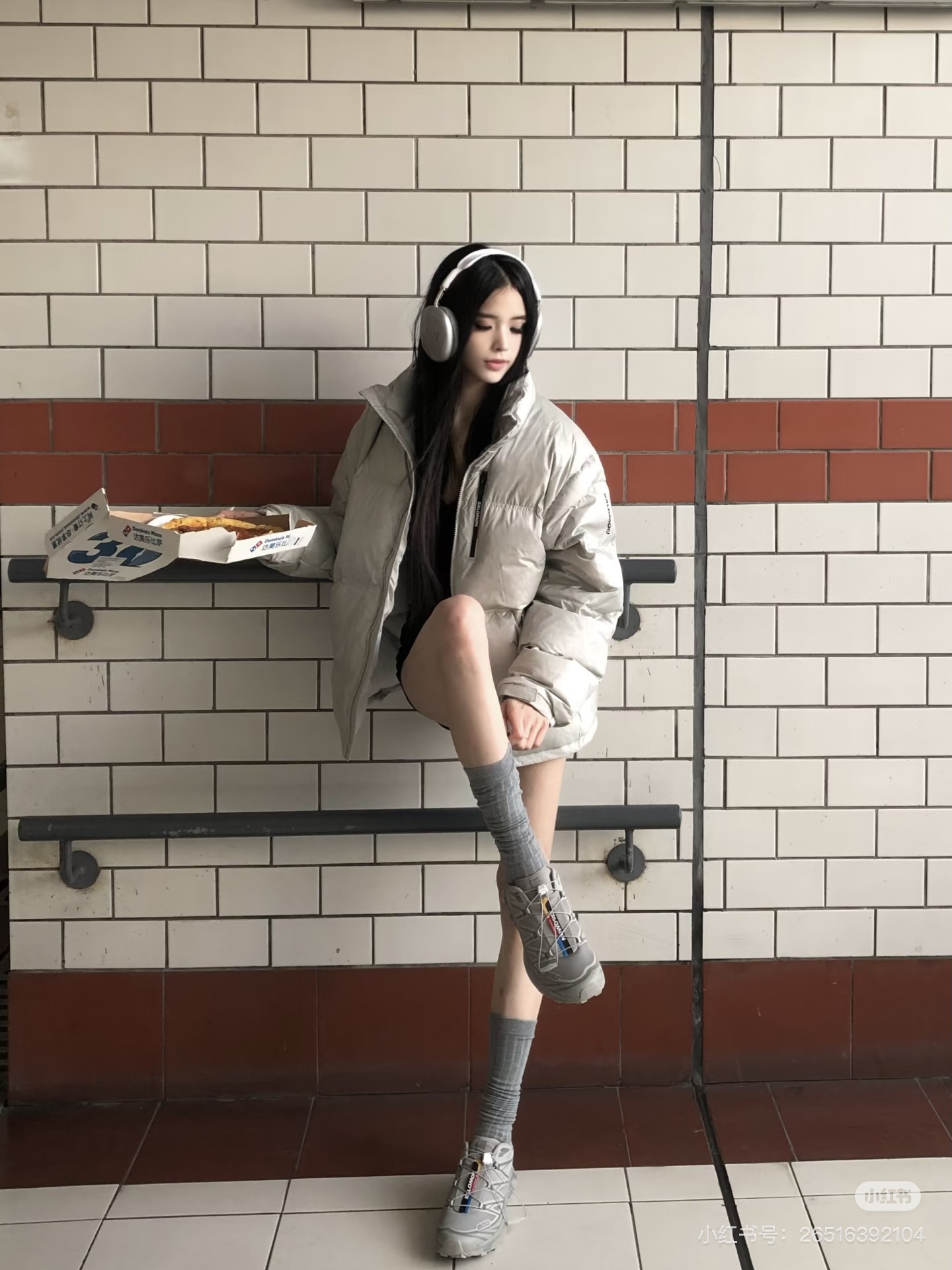 萨洛蒙 Contour DOWN JKT M600蓬鹅绒保暖舒适纯色羽绒服