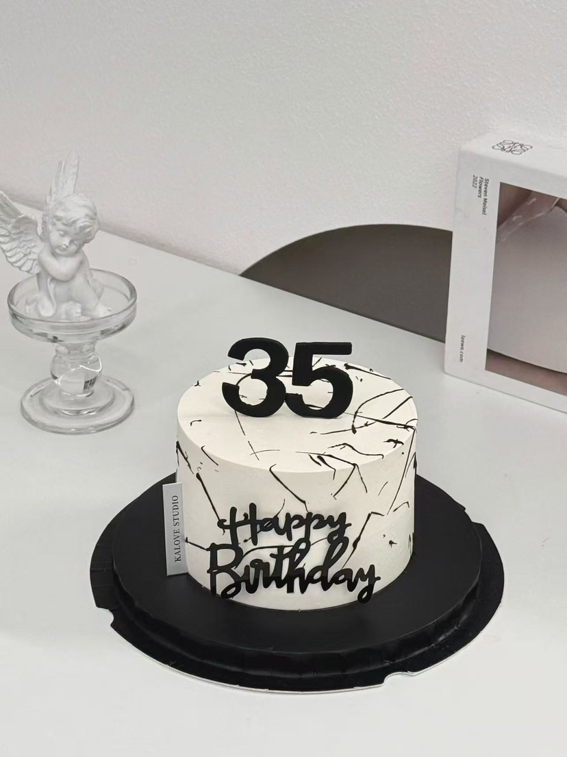 ins风艺术简约高级18岁男生男孩生日蛋糕