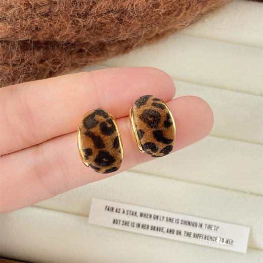 复古豹纹设计轻奢个性银针耳环-纪念日百货门店同款168046563 商品图1