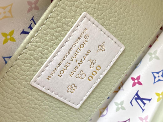 秋冬特惠💰1800 渠道级LV 新品 te级LV 动态芯片 M14101/M48865浅绿三彩限定款 本款 Capucines迷你手袋 商品图7