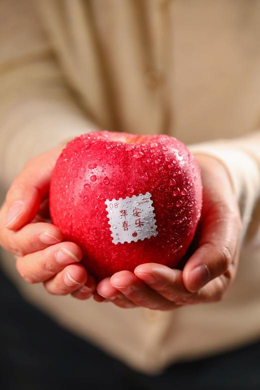 【2025新一批】在苹果的世界里探索更多可能【秋冈®EV苹果】坚持让果实在树上自然成熟，充分发展风味物质 商品图3