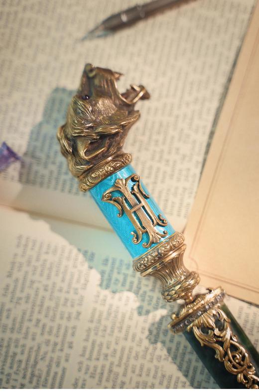 【已售】独角鹿西洋古董19世纪俄罗斯出品狮首造型纯银镀金镶嵌钻石蓝色玑镂珐琅碧玉翻书杖 商品图4