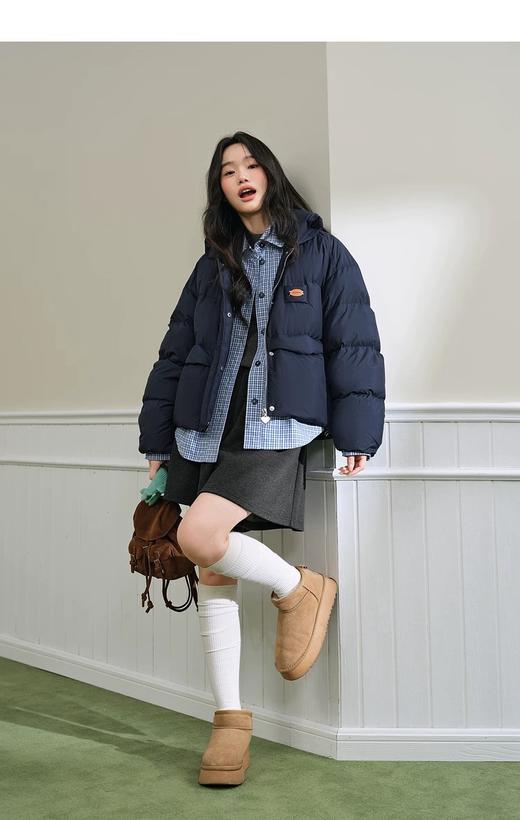 D112527假两件衬衫拼接羽绒服翻领外套冬季新款女休闲格子上衣 商品图3