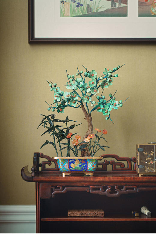 【已售】独角鹿西洋古董20世纪中国创汇时期出品宝相花纹样景泰蓝盆装饰「梅寿长春」珍宝像生盆景 商品图1