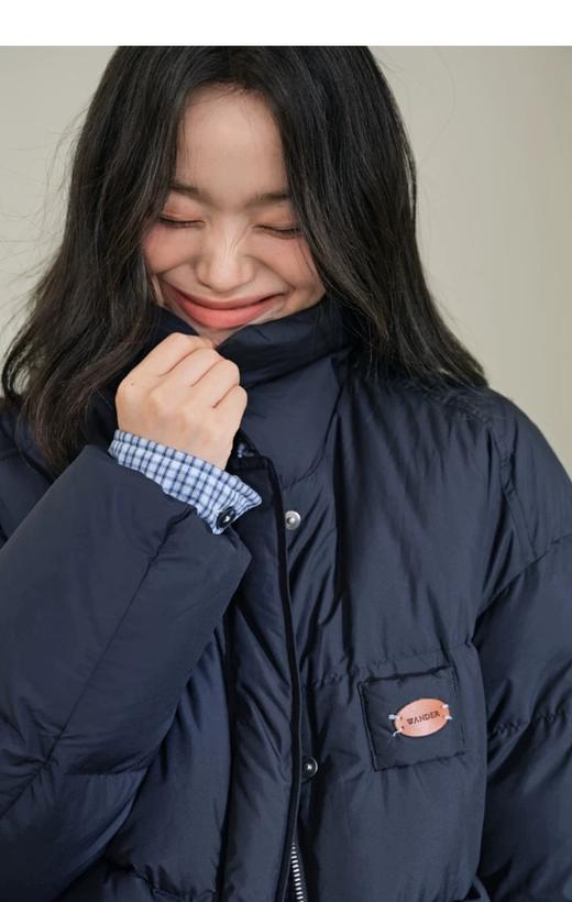 D112527假两件衬衫拼接羽绒服翻领外套冬季新款女休闲格子上衣 商品图7