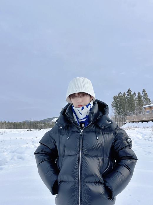 正品单，只有55件！零下20度无压力！  MACKAGE摩登专致连帽亮面羽绒服 可拆卸帽子！男女同款  摩登连帽羽绒服 商品图1