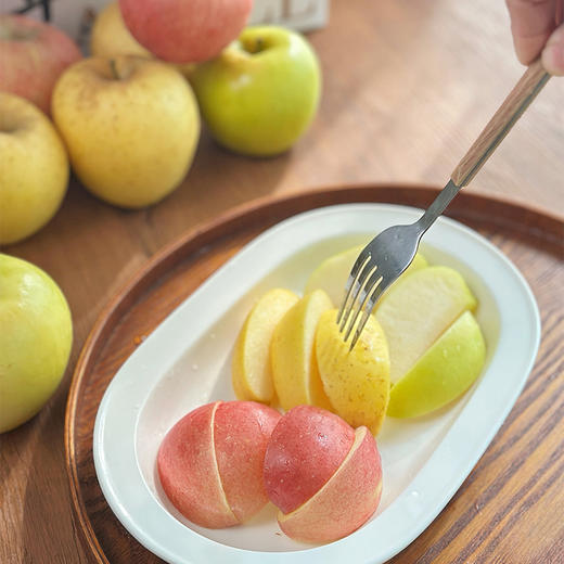 【高山苹果•三色拼装】一箱吃遍三种甜，吃一次就上瘾！黄金维纳斯   一款 “被阳光吻过的酥甜小太阳”瑞雪苹果      一位“不染凡尘的纯净白雪公主”红富士苹果   一位 “永不过时的脆甜顶流~” 商品图4