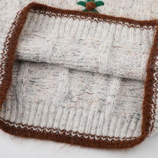 D112528秋冬季新款重工钩花圆领软糯毛衣女慵懒风宽松套头针织衫 商品图8