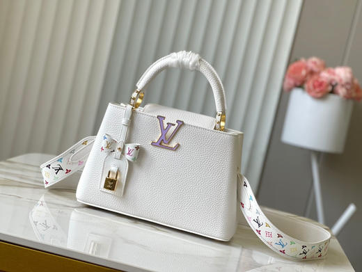 秋冬特惠💰1750 渠道级LV 新品 te级LV 动态芯片 M13253/M48865白拼紫三彩款 本款 Capucines手袋 商品图0