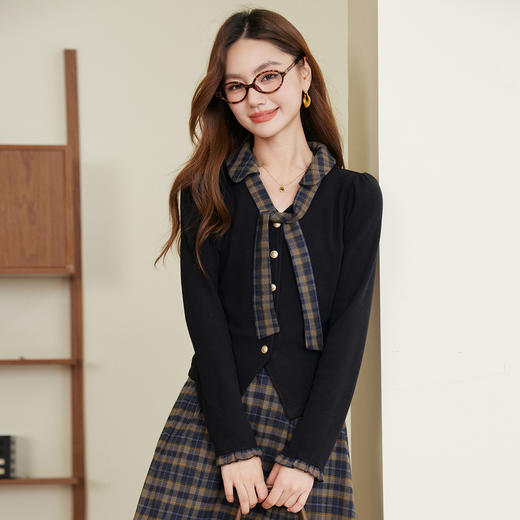 【11/26新品】熙世界彼得堡学院风套装女2025秋冬新款正肩T恤格纹半身裙两件套 商品图4