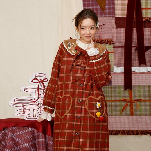 【礼物季】复古刺绣娃娃领毛呢大衣-纪念日百货门店同款167950251 商品图1