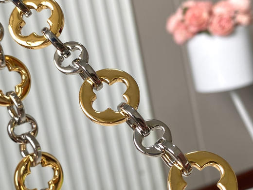 秋冬特惠💰1650 渠道级LV 新品 te级LV 动态芯片 M12935/M48865淡咖圆花环扣款 本款Capucines 手袋 商品图6