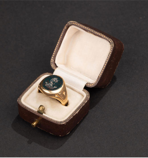 独角鹿西洋古董1870-1880年英国出品18K黄金镶嵌血滴石雄狮主题凹雕印章戒指 商品图0