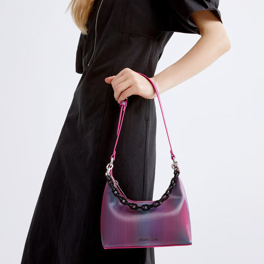 1004611490204 CHARLES&KEITH 女士时尚链条手提单肩腋下斜挎包CK2-20270928 商品图3