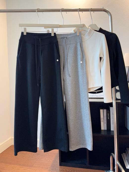 D112568空气层面料软糯亲肤加绒保暖女士休闲长裤 商品图3