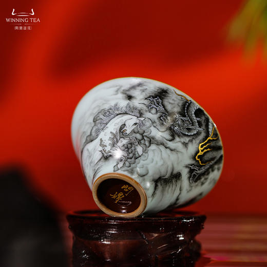 问鼎汝瓷鼎峰系列 墨彩龙马精神（月白紫金釉老款斗笠杯） 商品图2