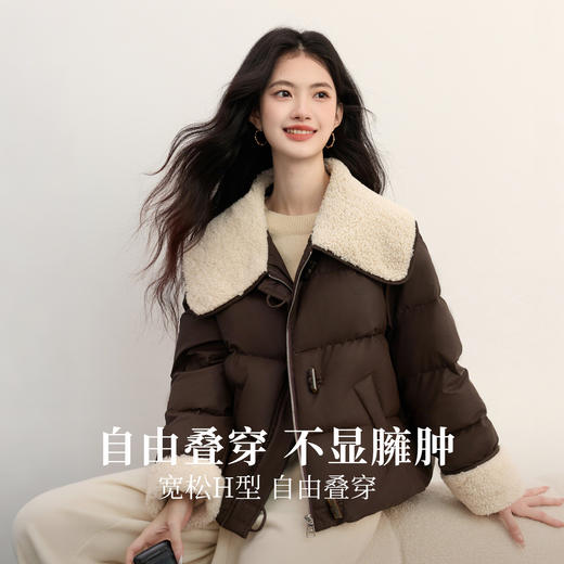 【11/26新品】熙世界巴恩风仿羊羔毛领棉服外套女冬季新款小个子牛角扣短款棉衣 商品图1