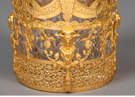 独角鹿西洋古董19世纪末法国出品新古典主义风格铜鎏金精雕镶嵌水晶烈酒瓶 商品图5