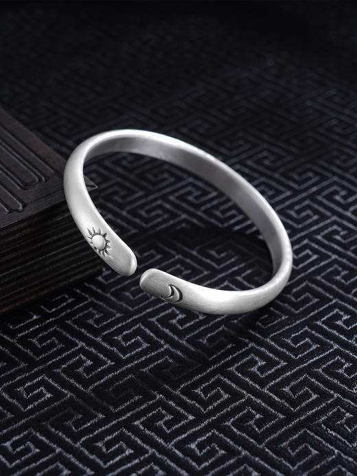 【星月相伴】【日升月恒】子佩集S999银手工手镯原创设计【55031225】2407 商品图0