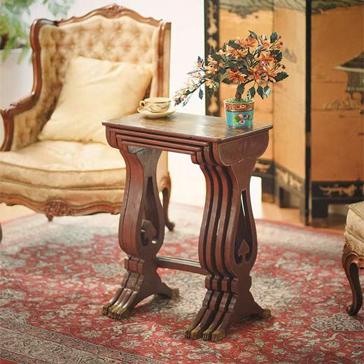 【已售】独角鹿西洋古董1880年代法国出品木上红漆桌面描金绘画装饰可叠放收纳小桌一套 商品图1