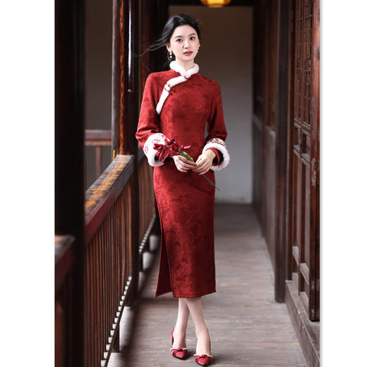 GX红色改良新中式年轻少女款长袖旗袍2025冬新款日常可穿回娘家旗袍 商品图3