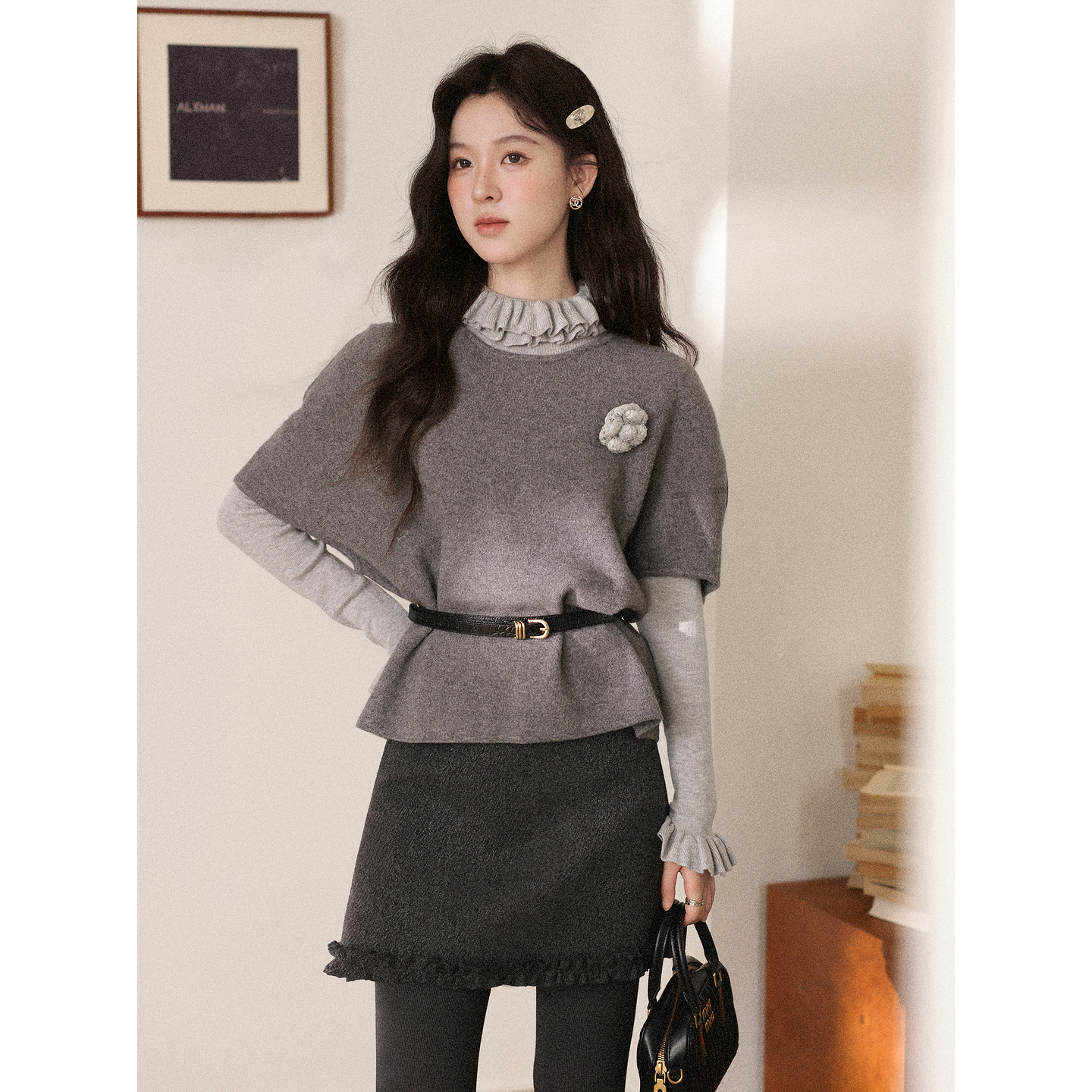 鹿向南「伯克利学姐」慵懒感灰色短袖针织毛衣女秋季宽松叠穿上衣