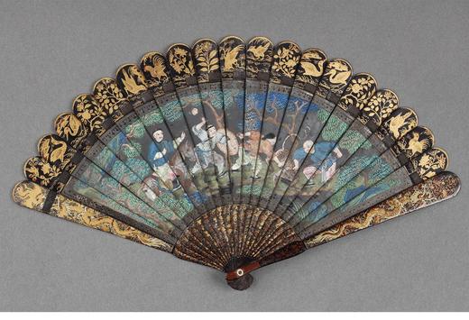 独角鹿西洋古董清代晚期十三行出品彩绘人物故事黑漆描金瑞兽主题竹骨双面折扇 商品图0