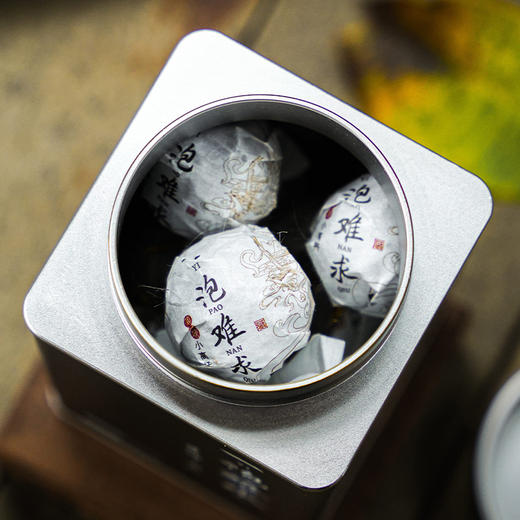 【重磅资源】【一泡难求】数量稀少注定只有少数鼎级茶友能够品鉴到，薄荷塘小高杆媲美I类古树，2025年头春茶！70克/罐 商品图2