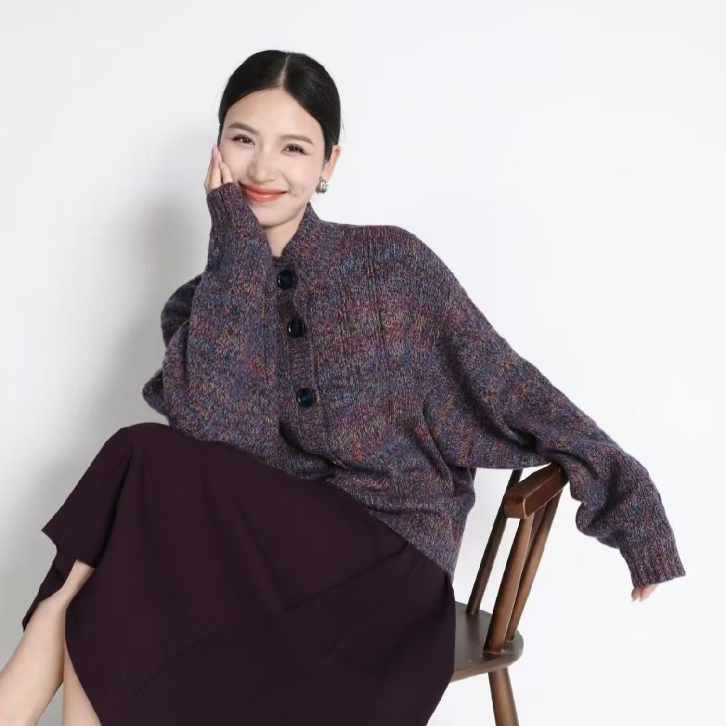 【à perles】
chao级大气的一件纯羊绒的毛衣
紫色，满满的能量