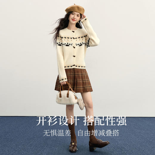 【11/26新品】熙世界费尔岛提花圣诞毛衣开衫女秋冬新款小香风牛角扣圆领针织衫 商品图2