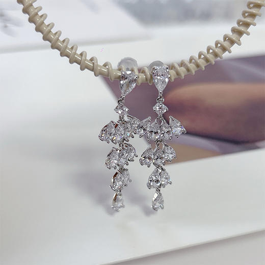 水滴形设计加多层流苏银针耳环-纪念日百货门店同款167443401 商品图2