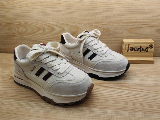 2025豪行春款专柜正品时尚休闲舒适低跟系带运动女单鞋25127190 商品图2